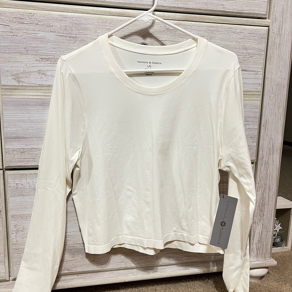 Harmony & Balance Women's Cream Crop Top
